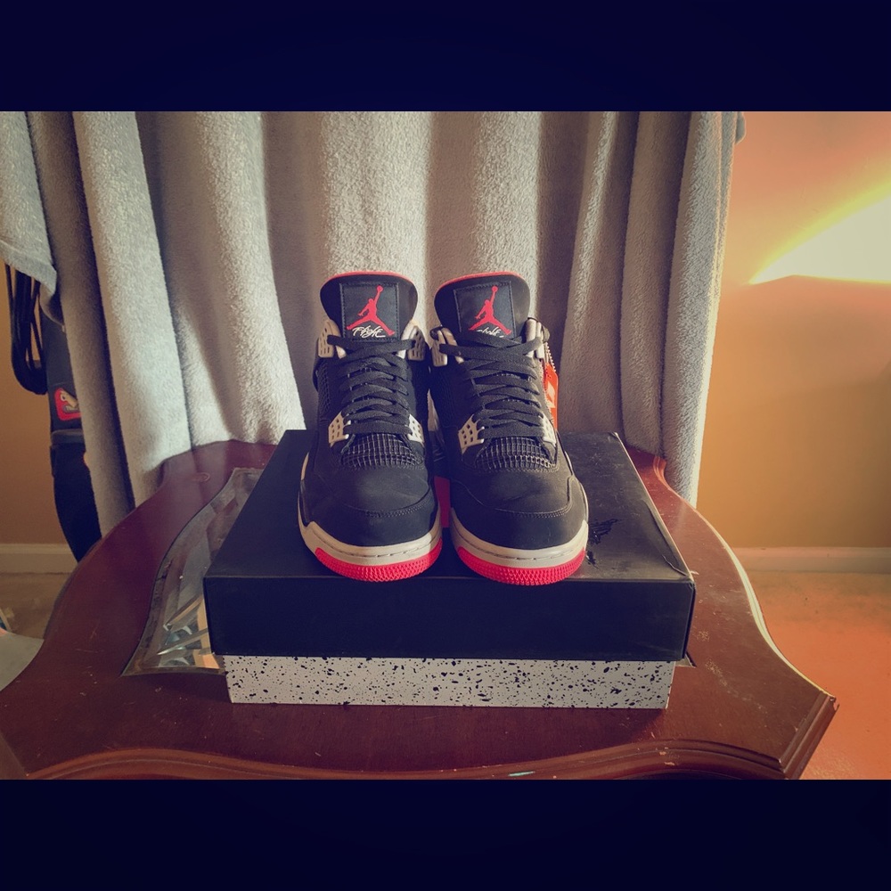 Bred 4s vnds size 12.5